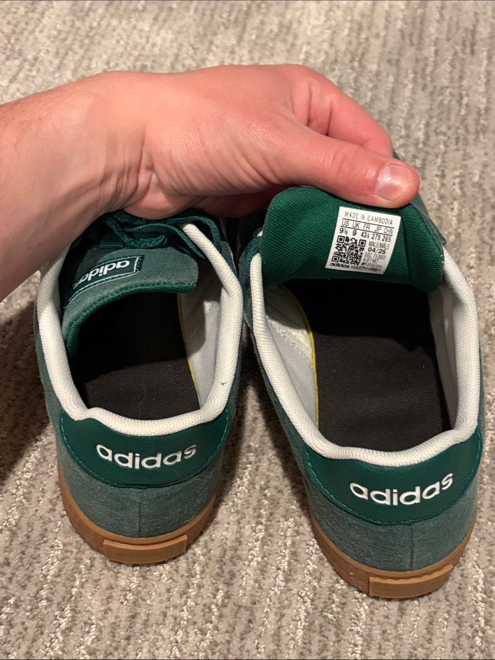 Adidas Sneakers Men’s USA 9.5 - Picture 5 of 6